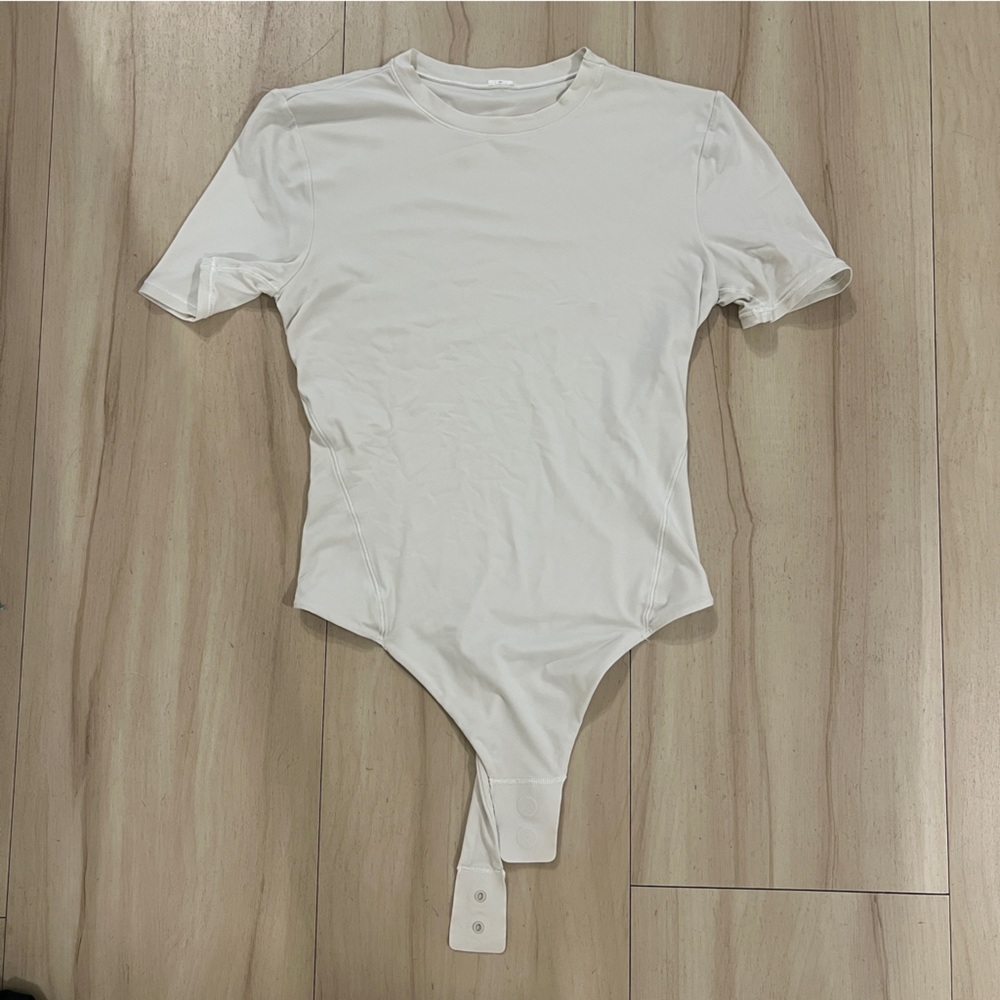 Lululemon Bodysuit (Bone, sz 0)